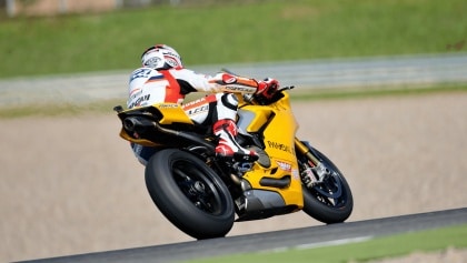 MotoGP | Marquez torna all'Aspar Circuit per un secondo e decisivo test con la Panigale        
    

    
        
                    

    
    MotoGP
        
                    

    
        
    
    
        
            
                            

                                                MtGP
                
                MotoGP
            
                            
                                    
            
            
                
                    
                
            

                        
                16 h            
                    

        
                MotoGP | Marquez torna all'Aspar Circuit per un secondo e decisivo test con la Panigale