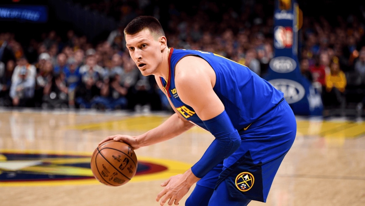 Nba, Jokic trascina Denver: doppia doppia da urlo, Boston ko. Detroit sorprende Oklahoma