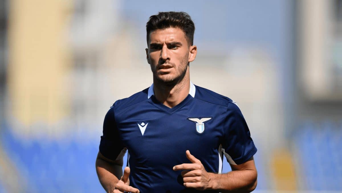 Calcio: trattativa Romagnoli-Al Sadd, difensore verso l'addio alla Lazio