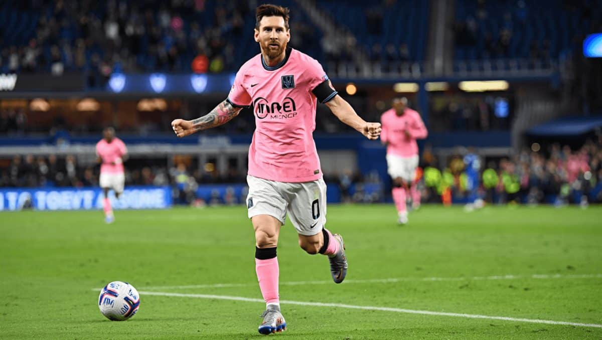 Con una doppietta Messi é il miglior marcatore nella Coppa di Lega
