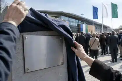 Paolo Mantovani: piazzale inaugurato a Bogliasco tra folla e commozione
